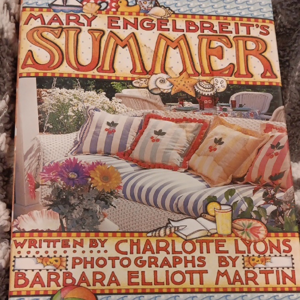 Mary Engelbreit's Summer Book by Charlotte Lyons